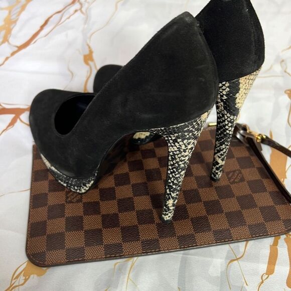 Kelsi Dagger - Picture 13 of 13